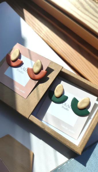 DOROTEA - boucles d'oreilles en forme de demi-lune et d'ovale