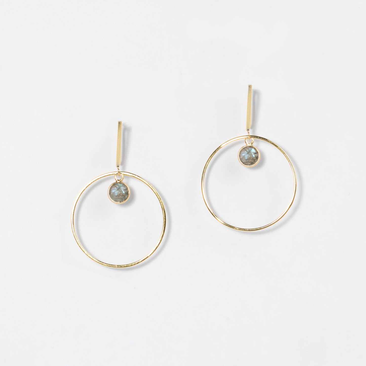 No Other Name - Boucles d'oreilles de gemmes rondes encerclées