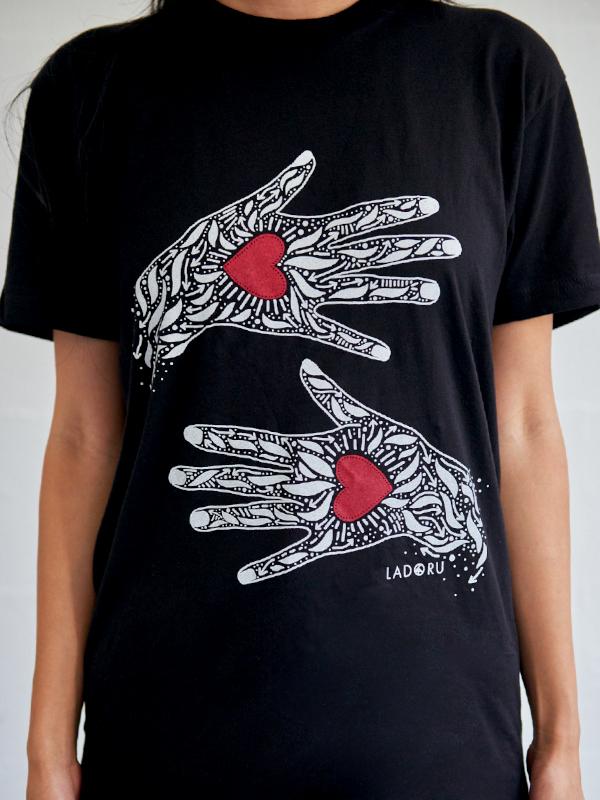 Ladoru - Loved Tee-Shirt