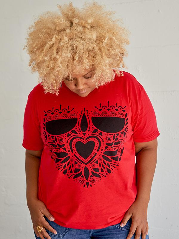 Ladoru - Victorious Tee-Shirt