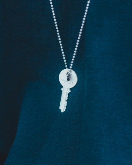 The Giving Keys - Collier Clé Blanche Mate